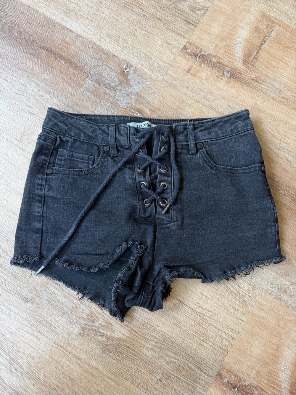 Lace-Up Frayed Hem Women’s Black Denim Shorts
